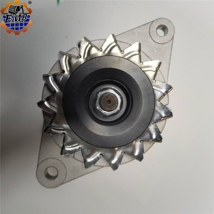 600-821-7210 24V 35A Alternatör 600-821-7240 Komatsu Motoru için 6D95L S6D105
